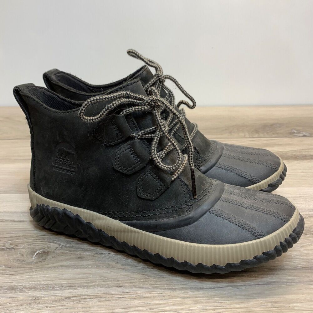 Sorel Women's Out N About Plus (Full Grain Leather) Winter Rain Boots Size 8